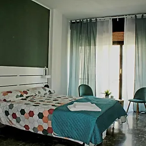 Bed & Breakfast De Matha House, Naples